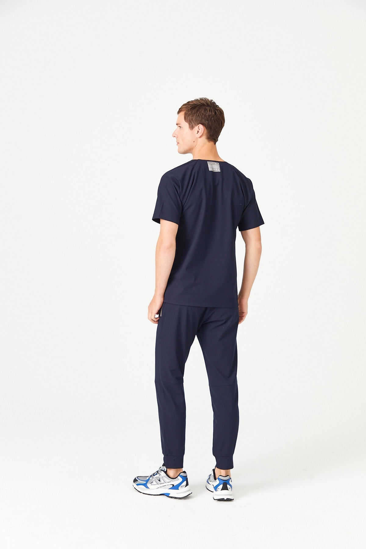 Cosa x Studio Brandia® 01 Men’s Crew Neck Buttoned Scrub Top – Navy Blue