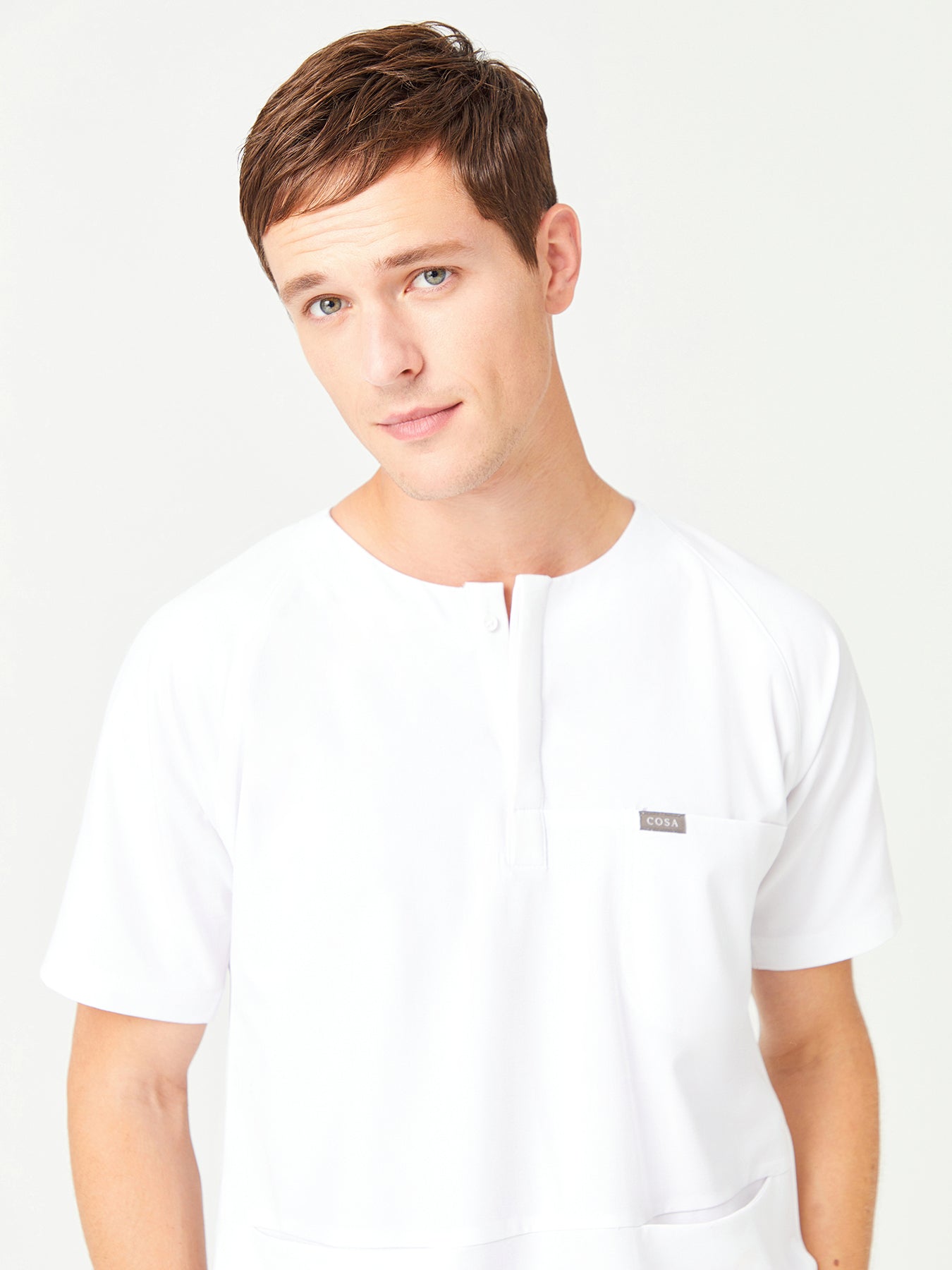 Cosa x Studio Brandia® 01 Men’s Crew Neck Buttoned Scrub Top – White