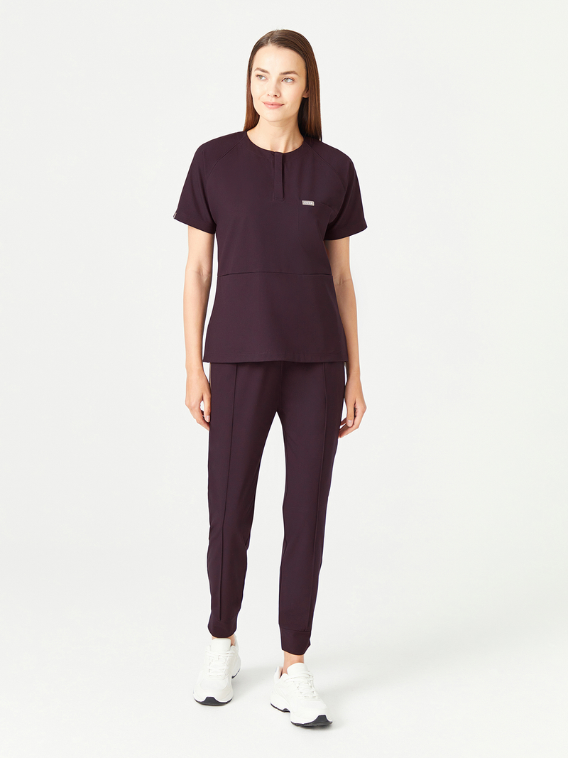 Cosa x Studio Brandia® 01 Women’s Scrub Top - Plum