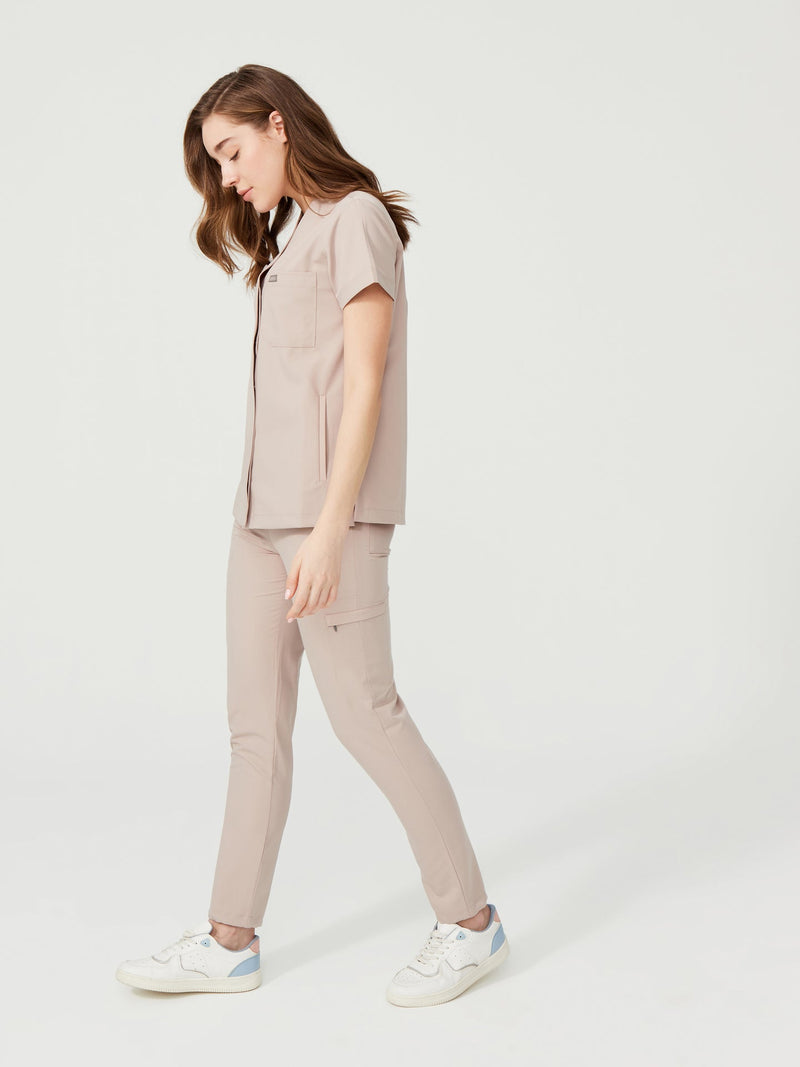 Cosa Mono® Women’s Scrub Set – Beige