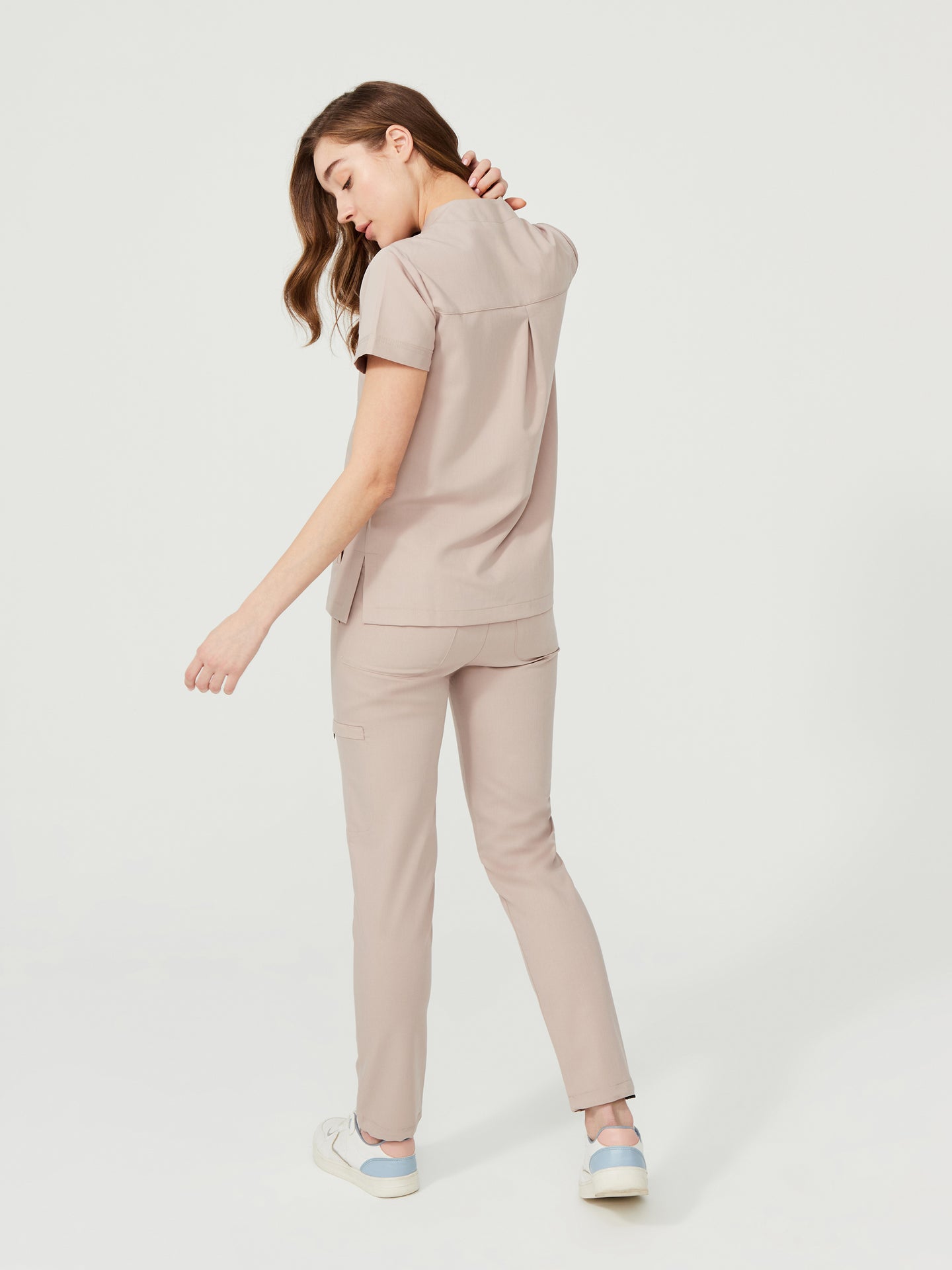 Cosa Mono® Women’s Scrub Set – Beige