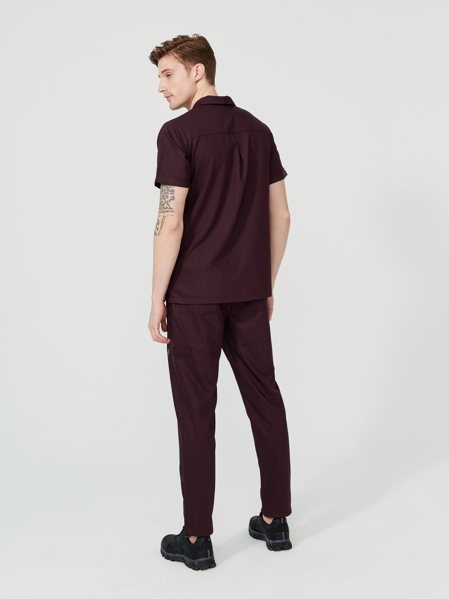 Cosa Tri® Men’s Plum Scrub Set