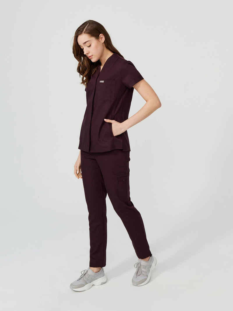 Cosa Mono® Women’s Scrub Set – Plum
