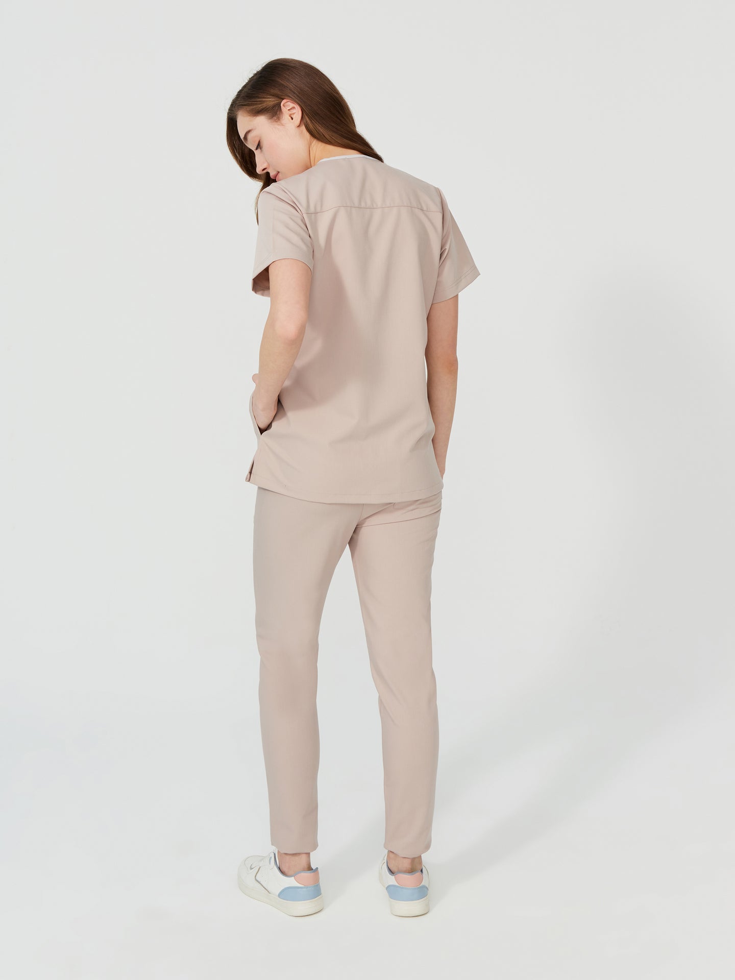Cosa Tetra® Beige Scrub Set
