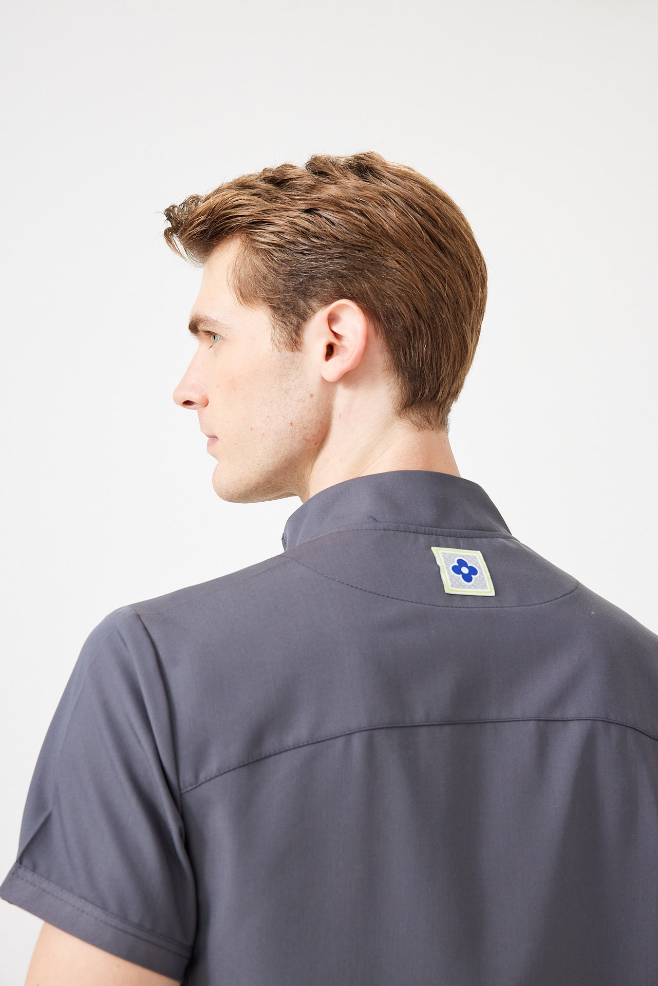 Cosa Altius® Men’s Stand Collar Top – Anthracite