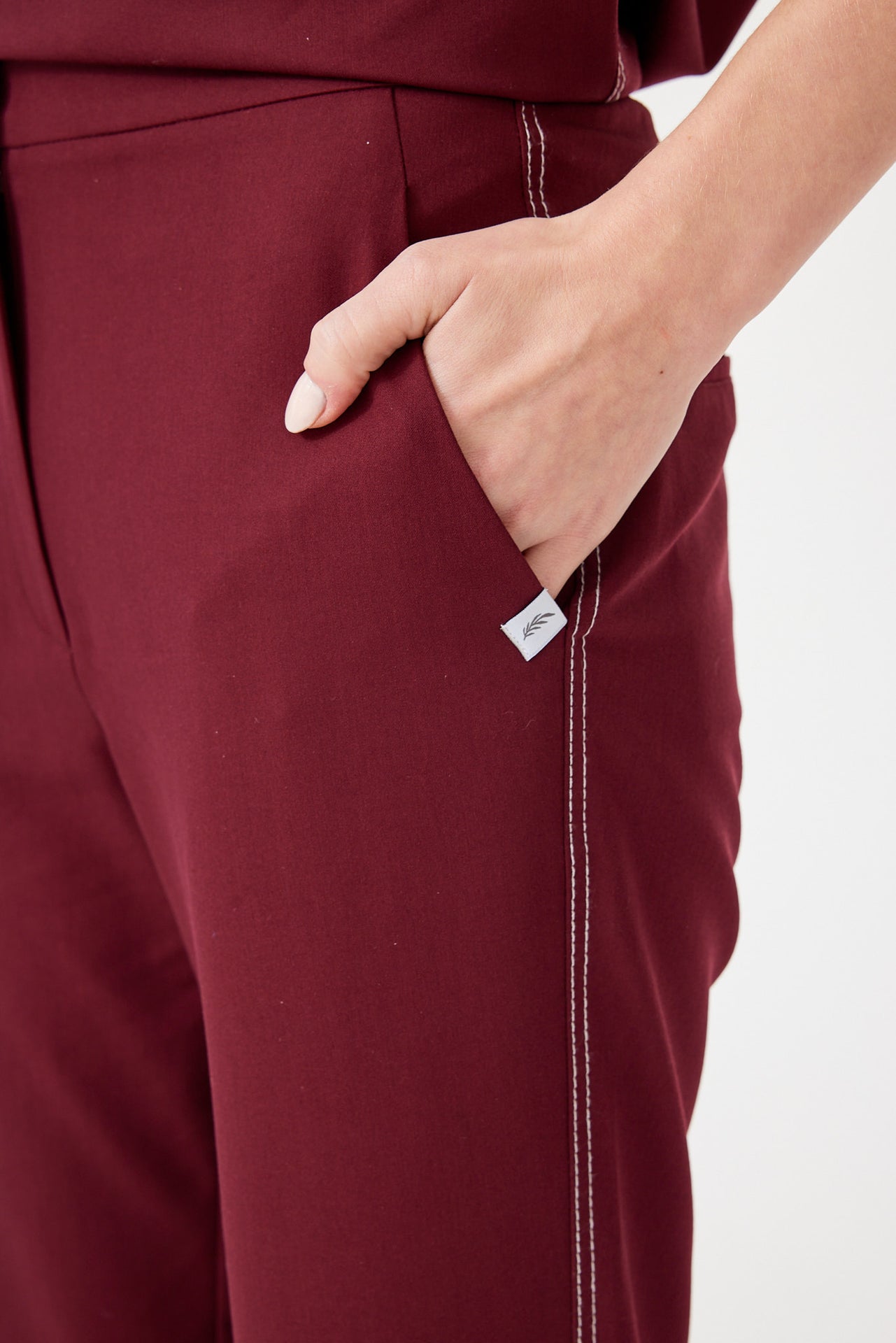 Cosa Fortius® Women’s Contrast Stitch Pants - Burgundy