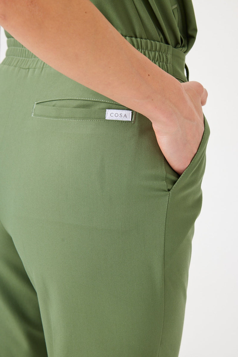 Cosa Citius® Women’s Pleated Pants – Sage Green