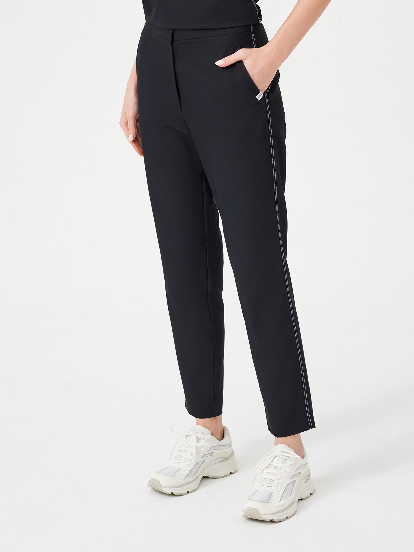 Cosa Fortius® Women’s Contrast Stitch Pants - Black