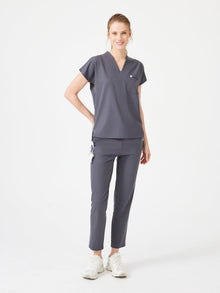 Cosa Fortius® Women’s V-Neck Scrub Top – Anthracite