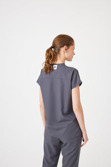 Cosa Fortius® Women’s V-Neck Scrub Top – Anthracite