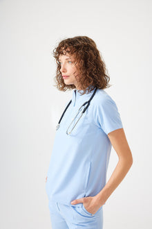 Cosa Citius® Women’s Short Sleeve Top – Ice Blue