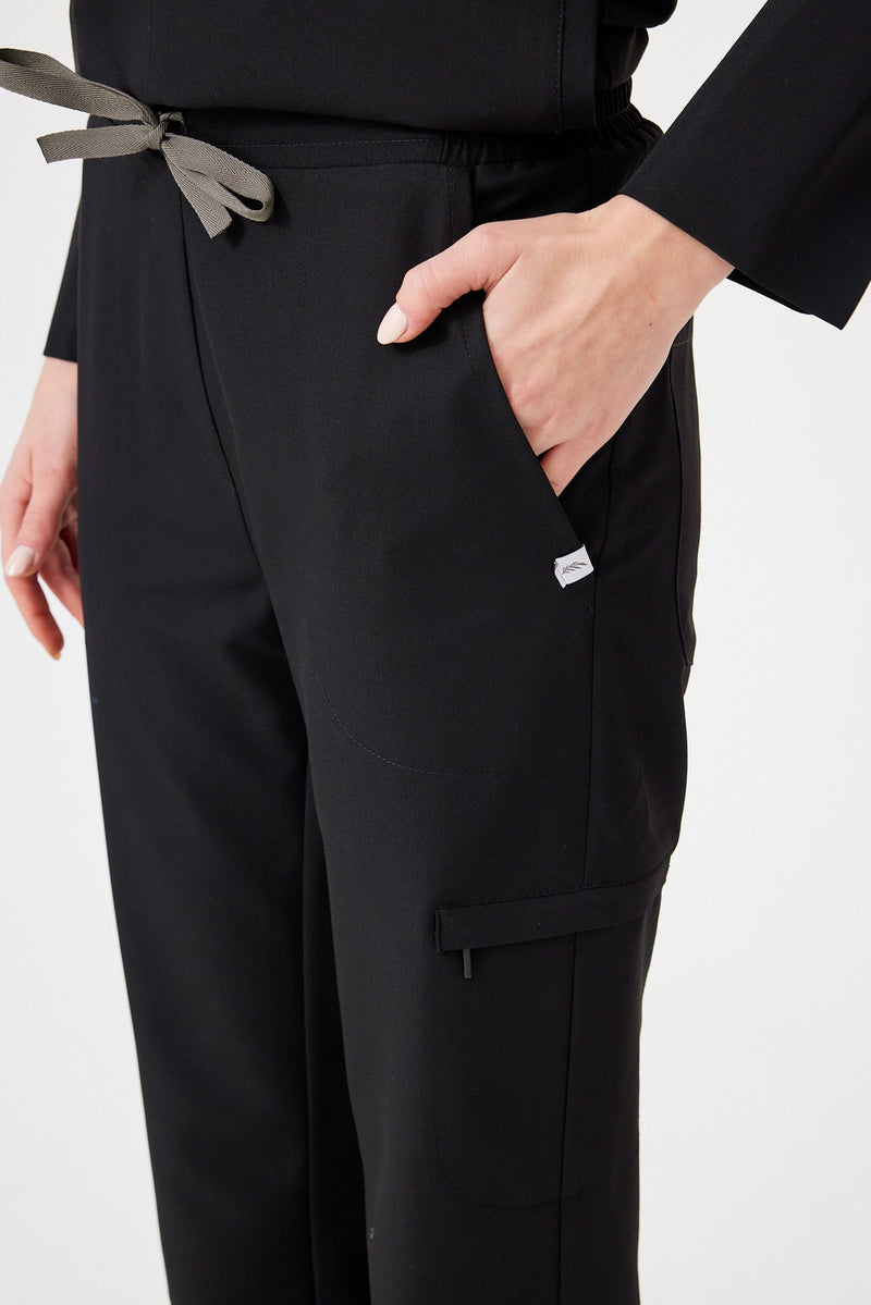 Cosa Citius® Women’s Straight Fit Pants – Black