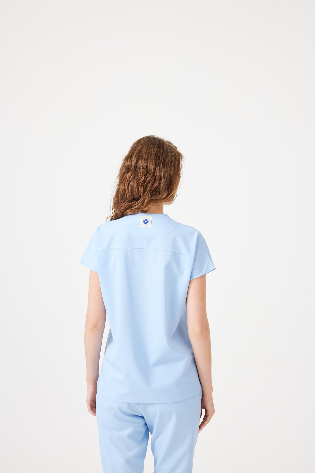 Cosa Fortius® Women’s V-Neck Scrub Top – Ice Blue
