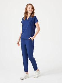 Cosa Fortius® Women’s V-Neck Scrub Top – Light Navy