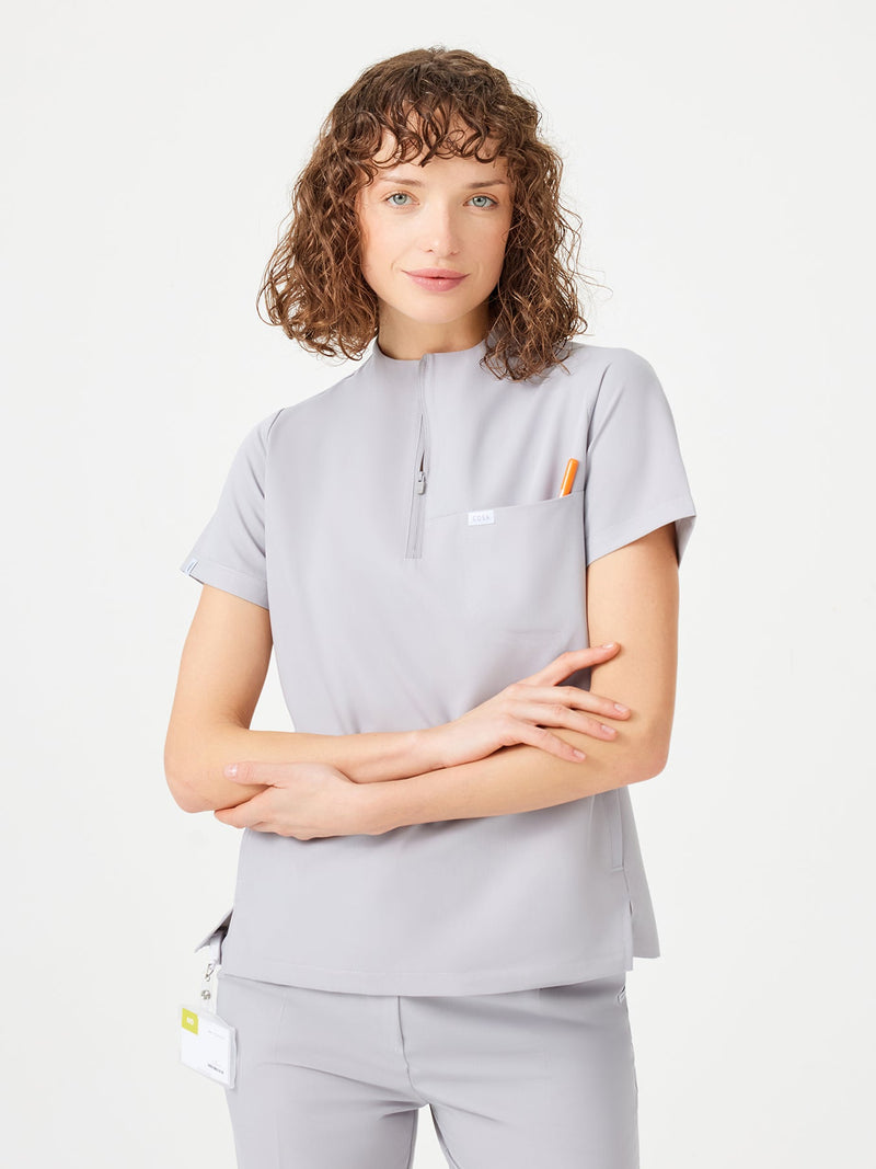 Cosa Citius® Women’s Short Sleeve Top – Light Grey