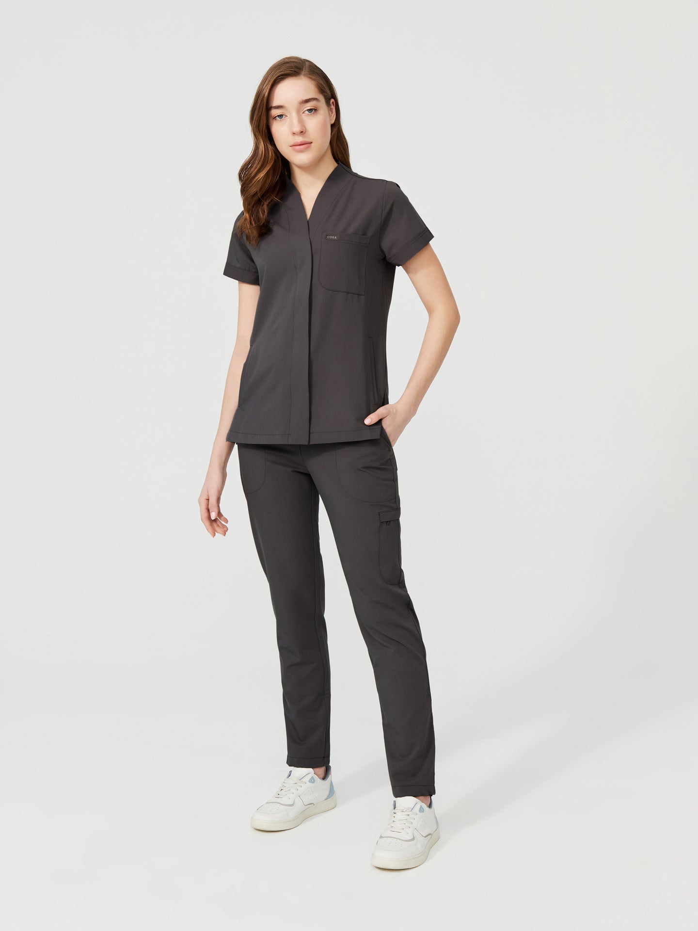 Cosa Mono® Women’s Scrub Set – Anthracite