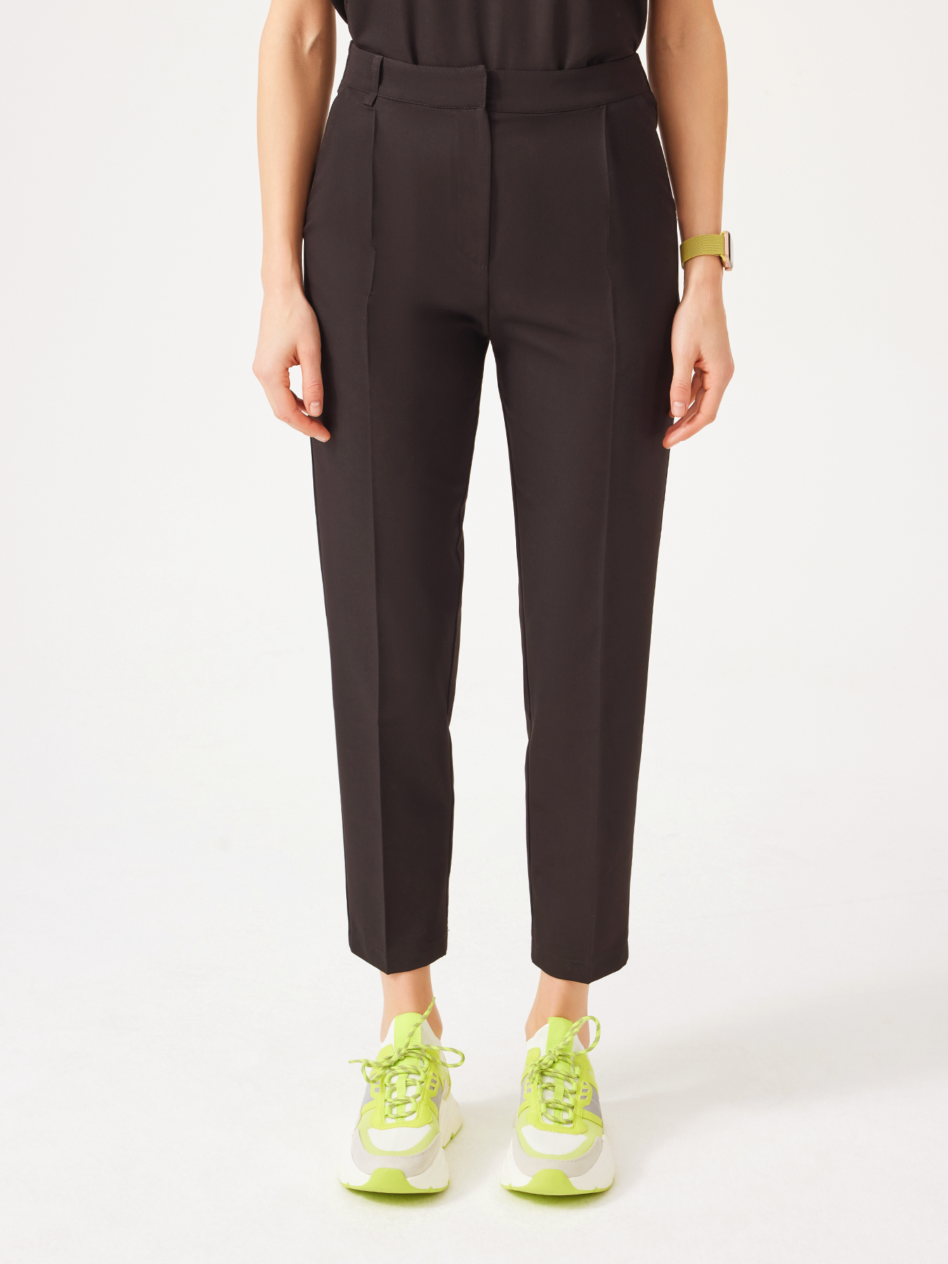 Cosa Citius® Women’s Pleated Pants – Brown